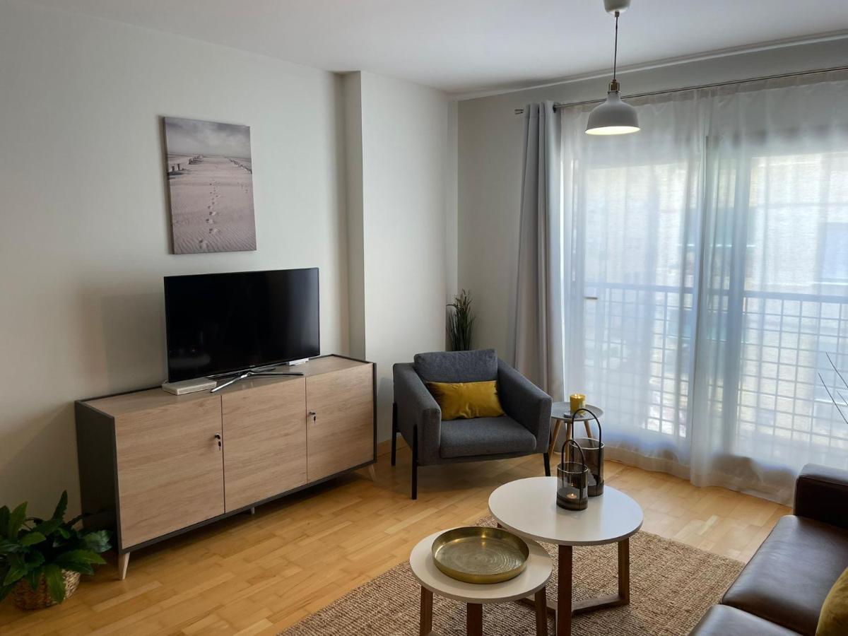 Appartamento A Space That Feels Like With Private Parking Málaga